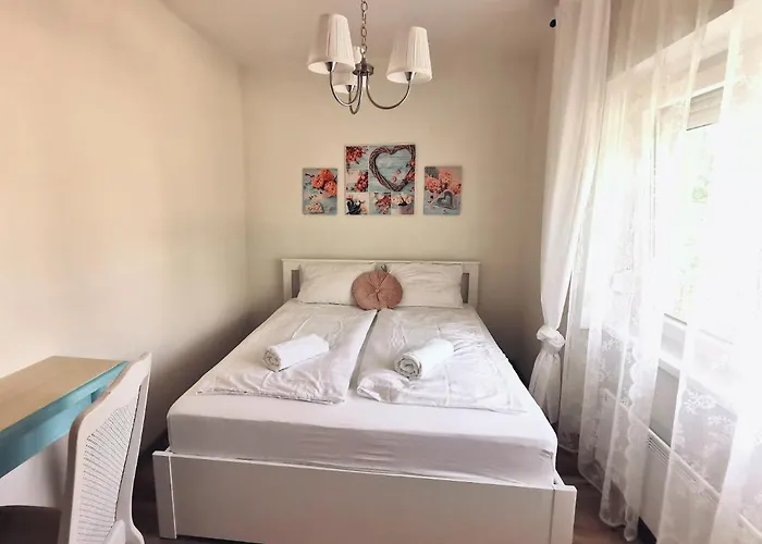 דירה Family Garden Apartmanhaz