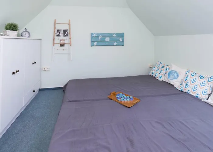 Family Garden Apartmanhaz דירה